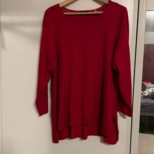 1X Tahari tunic style sweater